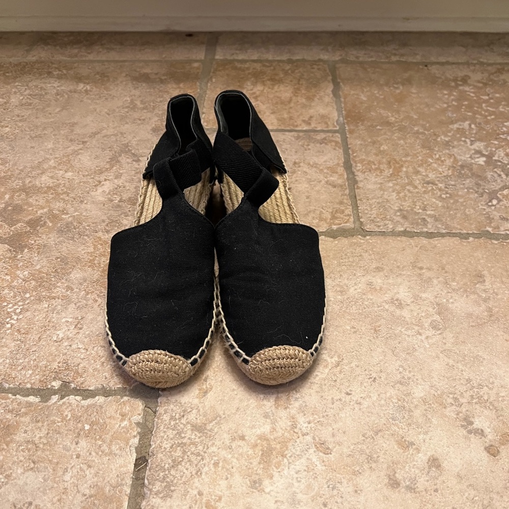 Tory Burch shoes